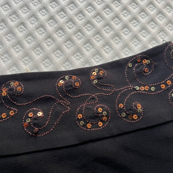 Indian Beaded Caché Skirt - Picture 12 of 12